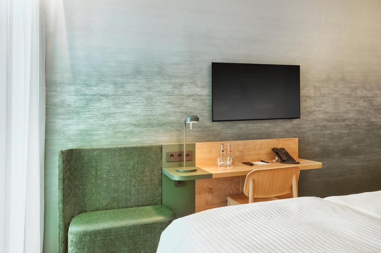 H+ Hotel Frankfurt Ешборн Екстер'єр фото