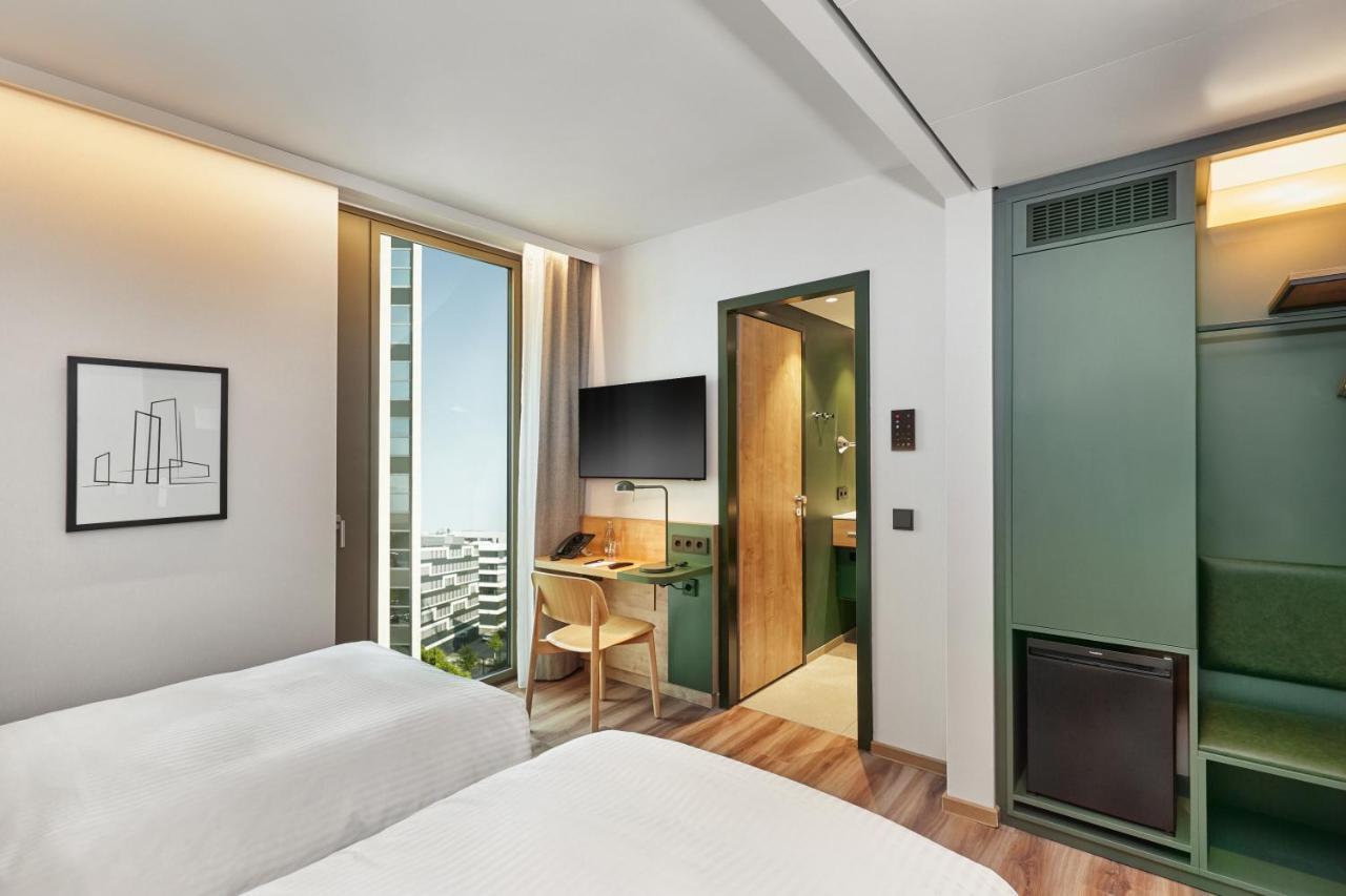 H+ Hotel Frankfurt Ешборн Екстер'єр фото