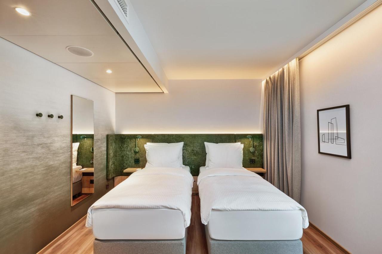 H+ Hotel Frankfurt Ешборн Екстер'єр фото