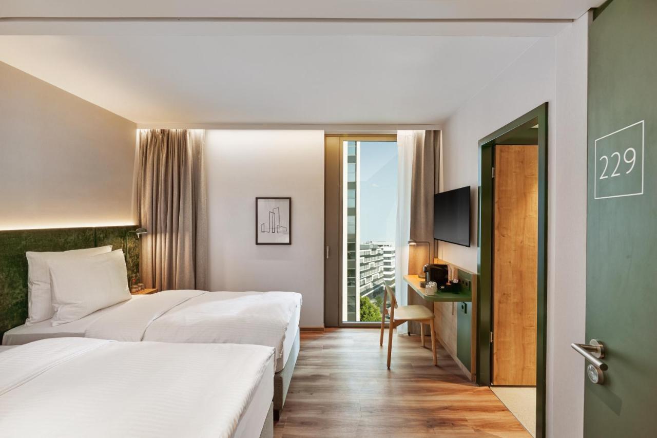 H+ Hotel Frankfurt Ешборн Екстер'єр фото