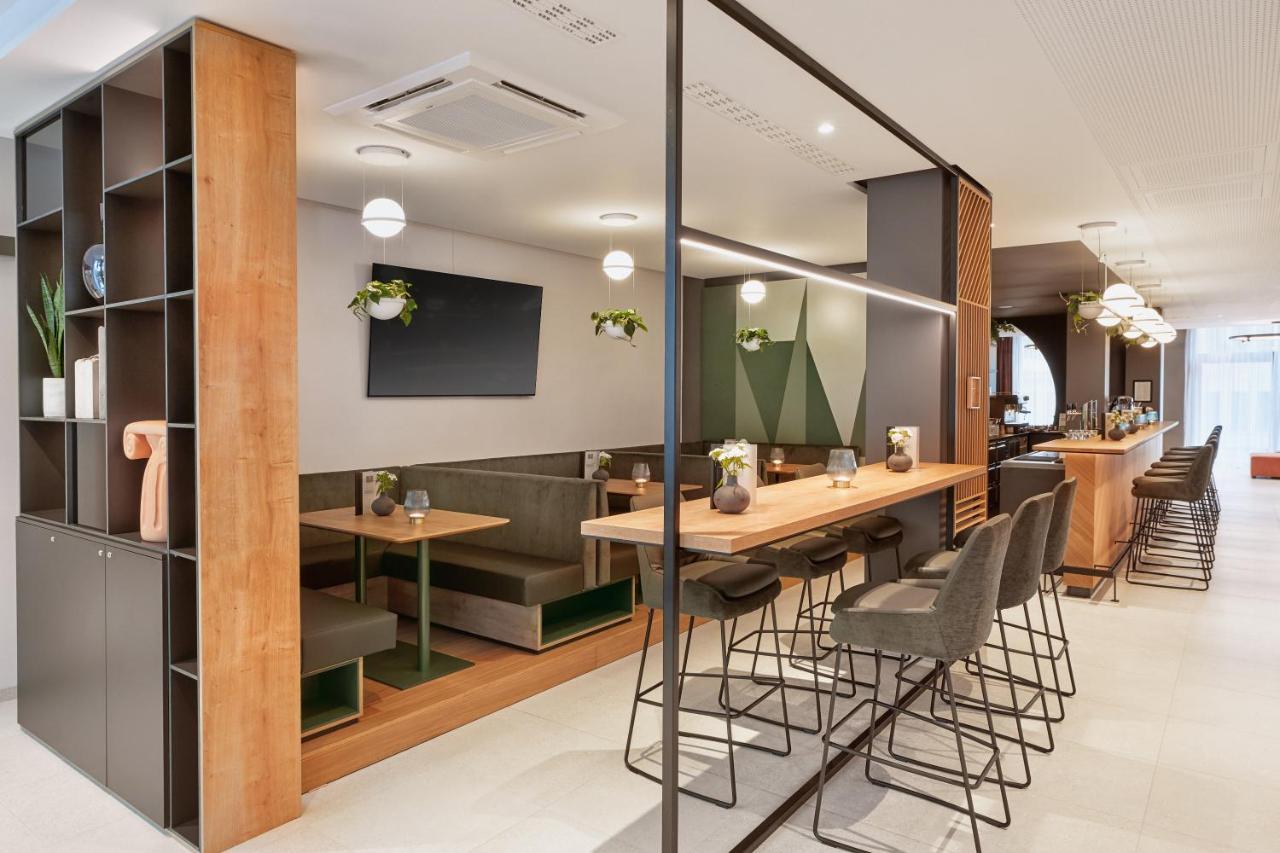 H+ Hotel Frankfurt Ешборн Екстер'єр фото