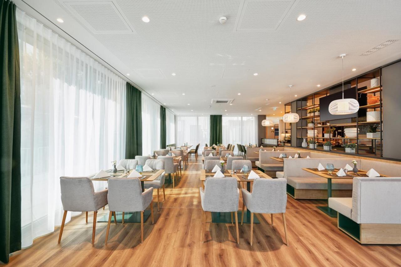 H+ Hotel Frankfurt Ешборн Екстер'єр фото