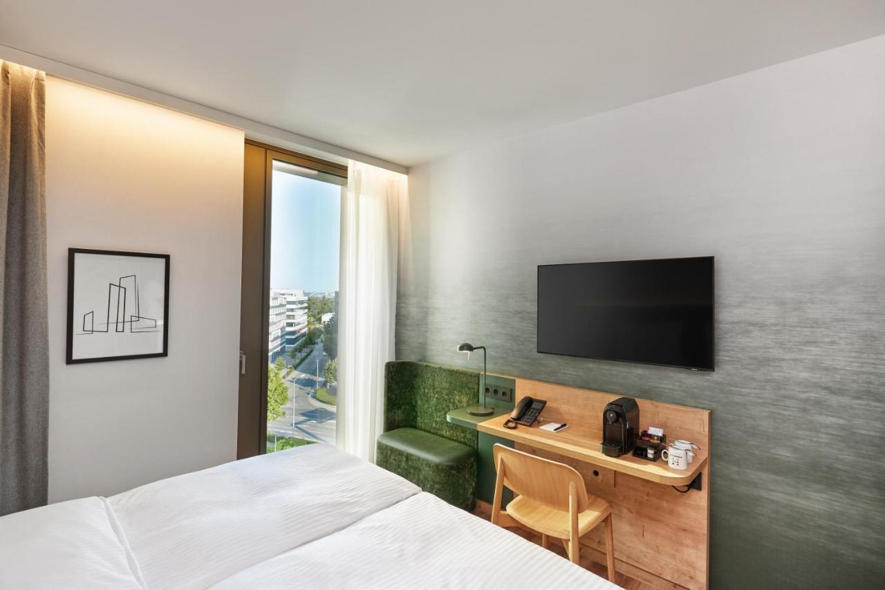 H+ Hotel Frankfurt Ешборн Екстер'єр фото