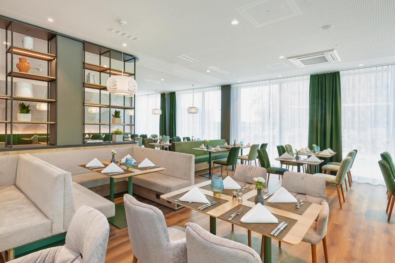 H+ Hotel Frankfurt Ешборн Екстер'єр фото